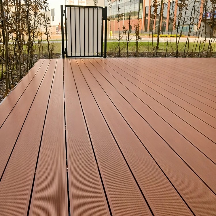 5.Traditional WPC Decking Application-Park Walkways Traditional WPC Decking Application-Outdoor wpc decking