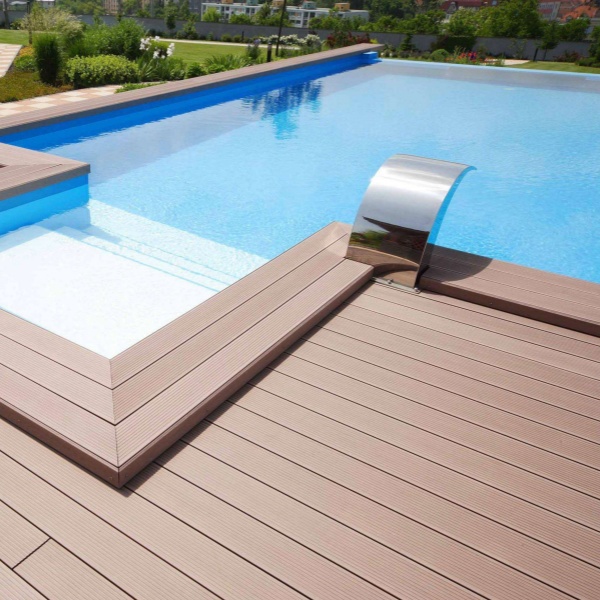 Co-Extruded WPC Decking