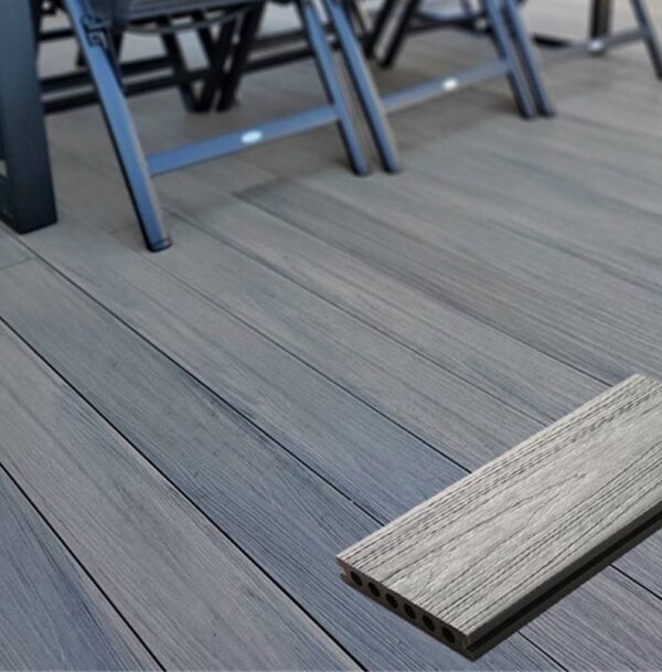 CAPPED COMPOSITE DECKING FOR CONTRACTORS CAPPED COMPOSITE DECKING FOR CONTRACTORS